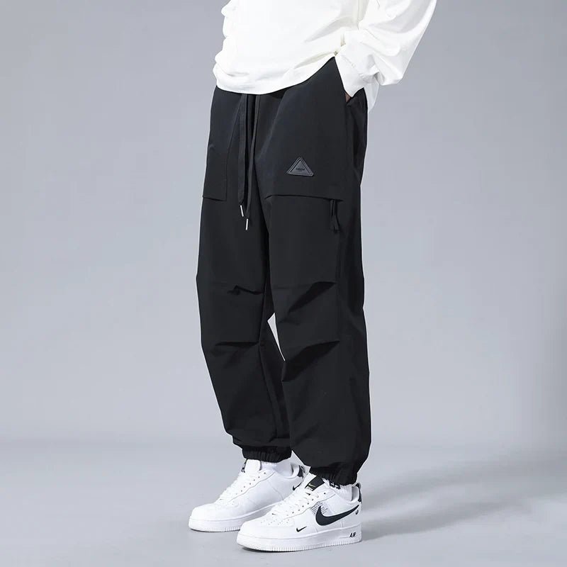 Porter Cargo Joggers in Breathable Stretch Fabric for Secure Storage and a Custom Fit - The Southern AtelierSKU_1791064585045_251