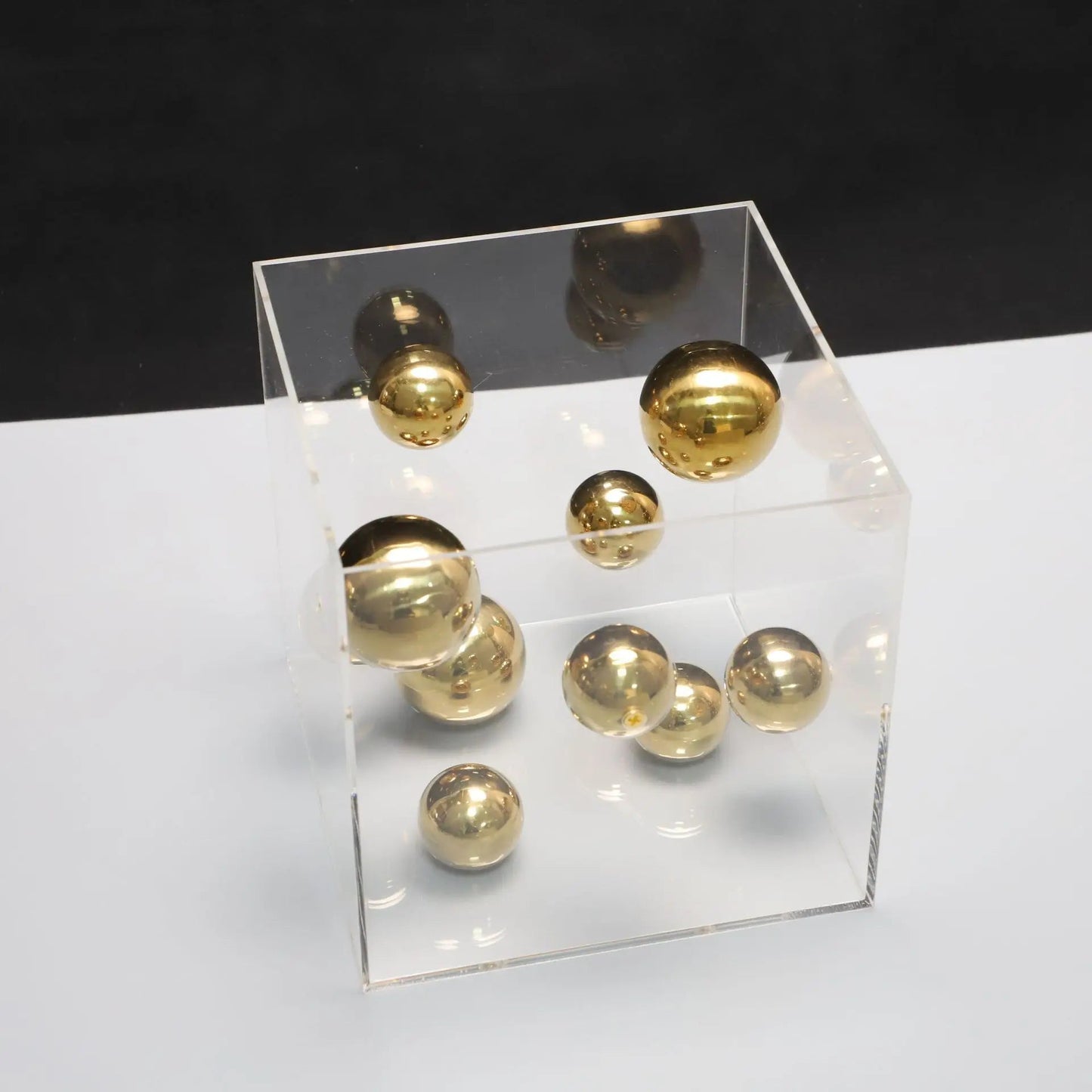 The Southern Atelier – Contemporary Dot Art Cube - The Southern AtelierSKU_1755802851741_98
