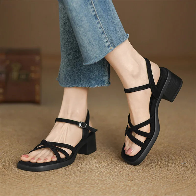 Sandales à talon bloc Marin en cuir pleine fleur avec semelle intérieure rembourrée et boucle réglable pour un confort tout au long de la journée