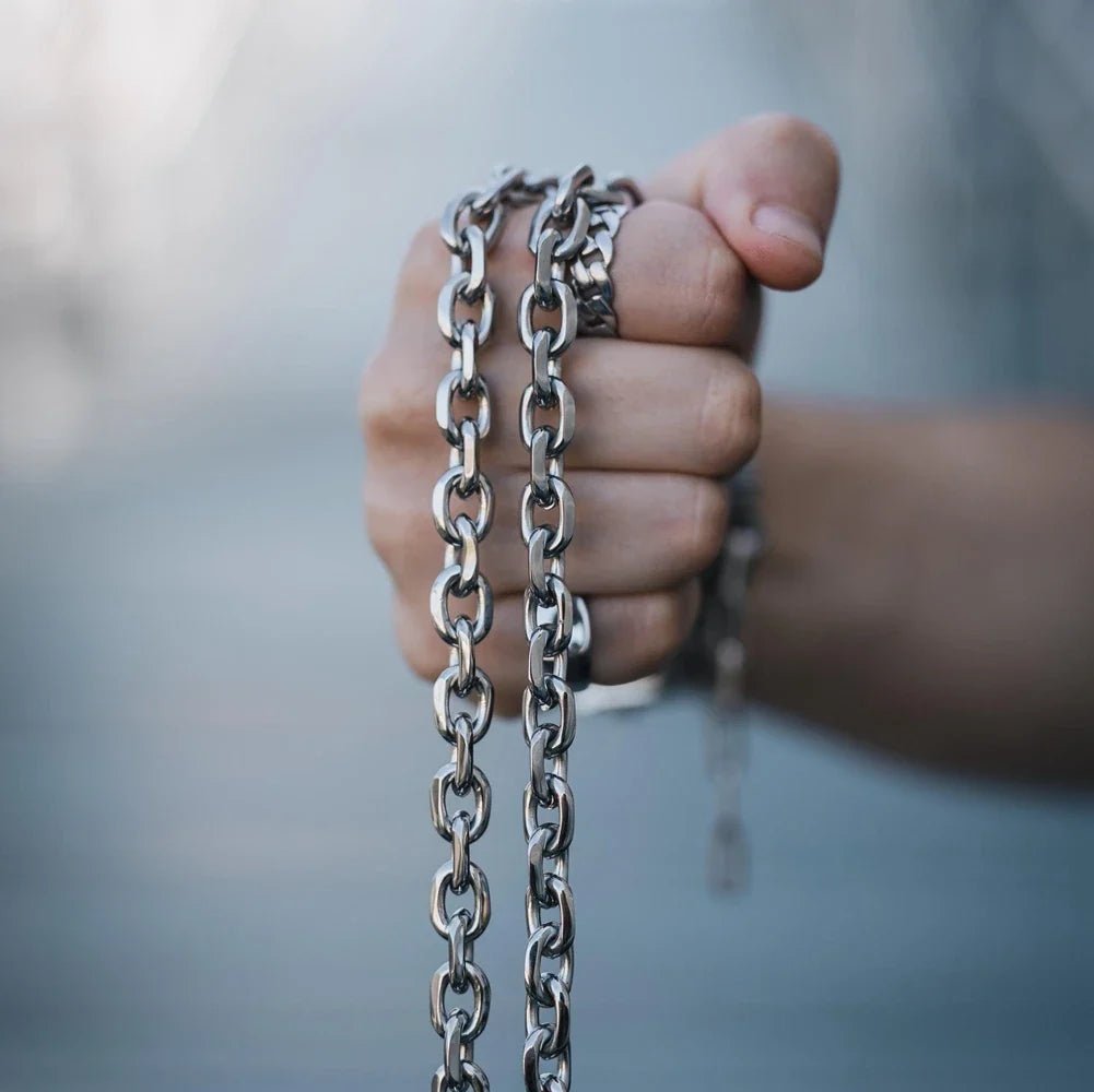 Calder Chain Necklace in Non-Tarnishing Stainless Steel with Heavyweight 8mm Beveled Links for Everyday Wear - The Southern AtelierSKU_1791064634922_742