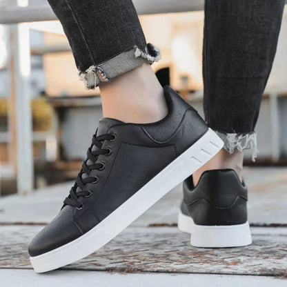 Calder Handcrafted Leather Sneakers with Padded Insoles for Lightweight, Breathable Comfort - The Southern AtelierSKU_1791063123515_257