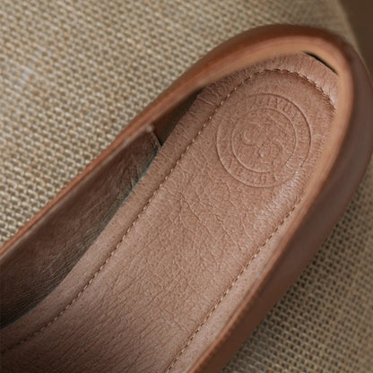 Elara Square-Toe Pumps in Full-Grain Leather with Cushioned Insole and 1-Inch Block Heel for All-Day Comfort - The Southern AtelierSKU_1791062959675_330