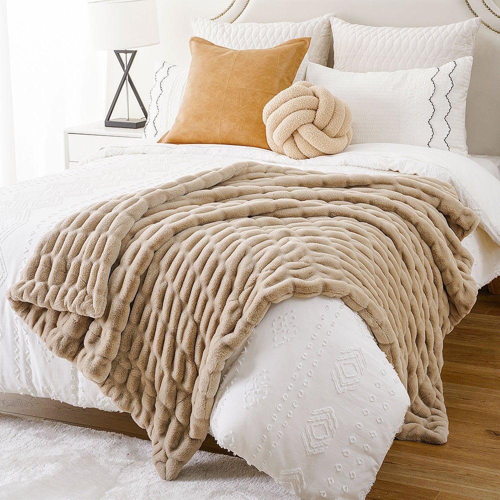 Haven Faux Rabbit Fur Throw Blanket for Plush Weighted Warmth, Machine Washable - The Southern AtelierSKU_1791062570248_498