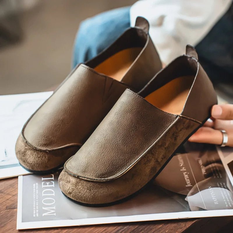 Mercer Slip-On Leather Loafers with Hand-Stitched Moc Toe and Cushioned Sole for All-Day Comfort - The Southern AtelierSKU_1791063190503_937