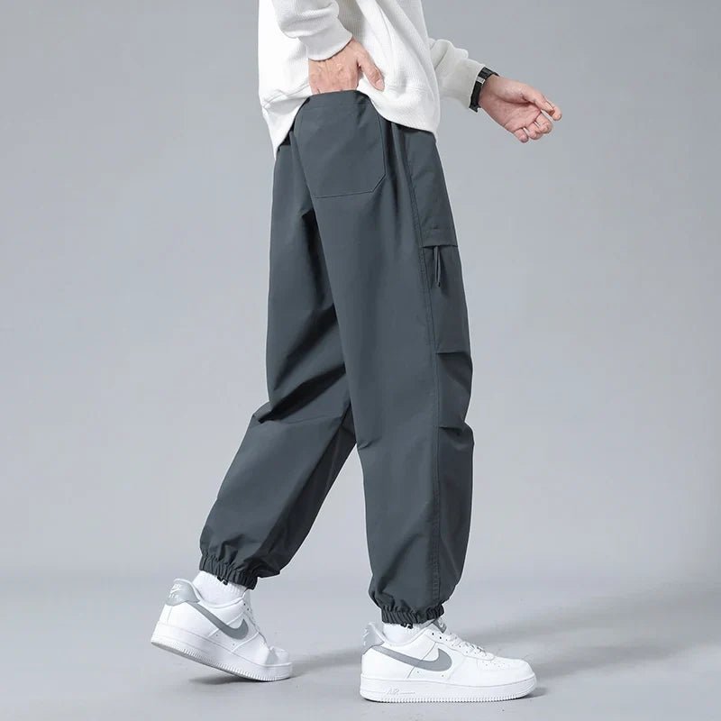 Porter Cargo Joggers in Breathable Stretch Fabric for Secure Storage and a Custom Fit - The Southern AtelierSKU_1791064585045_450