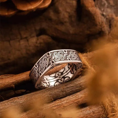 Ronan Square Band Ring in Stainless Steel with Engraved Detail for Non-Tarnishing Daily Wear - The Southern AtelierSKU_1791063015390_720