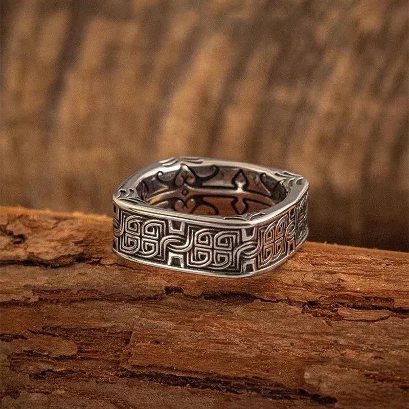 Ronan Square Band Ring in Stainless Steel with Engraved Detail for Non-Tarnishing Daily Wear - The Southern AtelierSKU_1791063015390_720