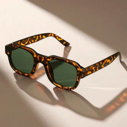 Rowan Bold Frame Sunglasses in Lightweight Acetate for Everyday Comfort and Full UV Protection - The Southern AtelierSKU_1791063480797_294