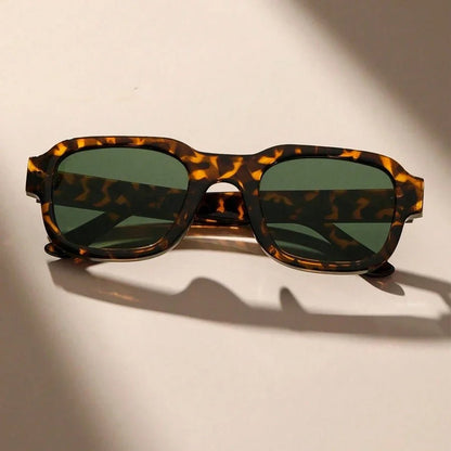 Rowan Bold Frame Sunglasses in Lightweight Acetate for Everyday Comfort and Full UV Protection - The Southern AtelierSKU_1791063480797_294
