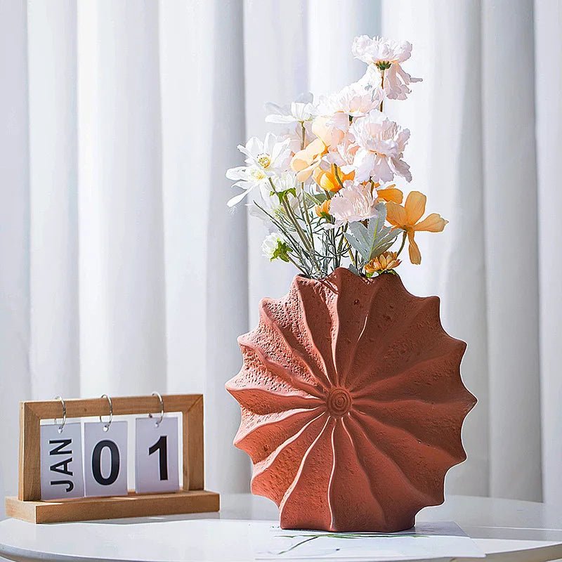 Rowan Handcrafted Terracotta Vase for Seasonal Arrangements in Small or Large Sizes - The Southern AtelierSKU_1791062894746_47