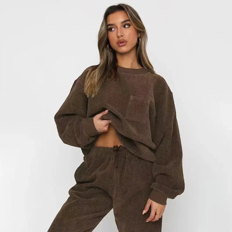 Rowan Relaxed Sweatshirt and Cuffed Drawstring Jogger Set in Ultra-Soft Corduroy-Textured Fabric - The Southern AtelierSKU_1791063937161_476