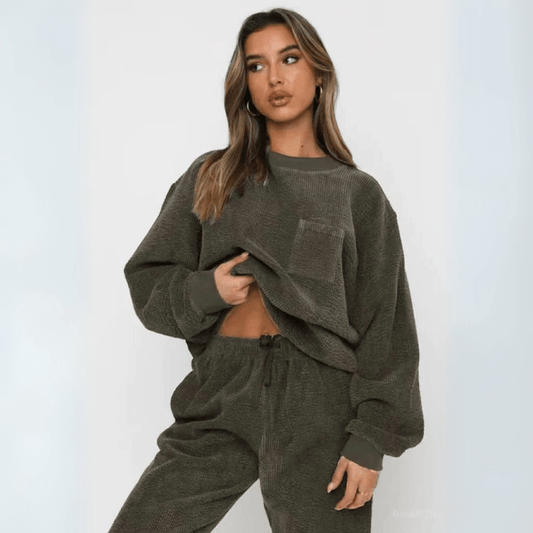 Rowan Relaxed Sweatshirt and Cuffed Drawstring Jogger Set in Ultra-Soft Corduroy-Textured Fabric - The Southern AtelierSKU_1791063937161_834