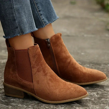 Rowan Suede Chelsea Boots for Warm Winter Comfort - The Southern AtelierSKU_1791062501579_977