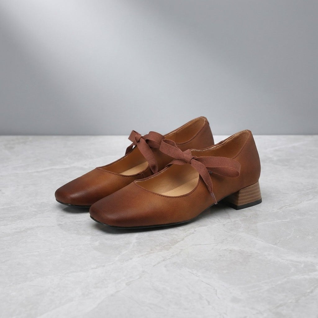 Sloane Mary Jane Heels in Genuine Leather with Square Toe and Low Block Heel for Work and Everyday Wear - The Southern AtelierSKU_1791063823828_437
