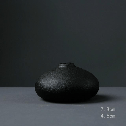 The Southern Atelier – Black as Night Ceramic Vases - The Southern AtelierSKU_1755799743880_303
