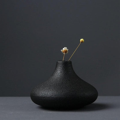 The Southern Atelier – Black as Night Ceramic Vases - The Southern AtelierSKU_1755799743880_303
