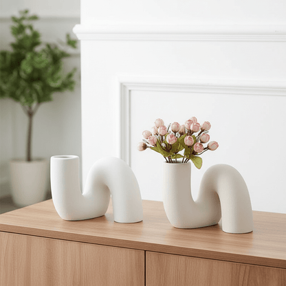 The Southern Atelier – Elegant Abstract Ceramic Vase for a Stylish Centrepiece - The Southern AtelierSKU_1763119417383_982