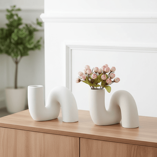 The Southern Atelier – Elegant Abstract Ceramic Vase for a Stylish Centrepiece - The Southern AtelierSKU_1763119417383_982