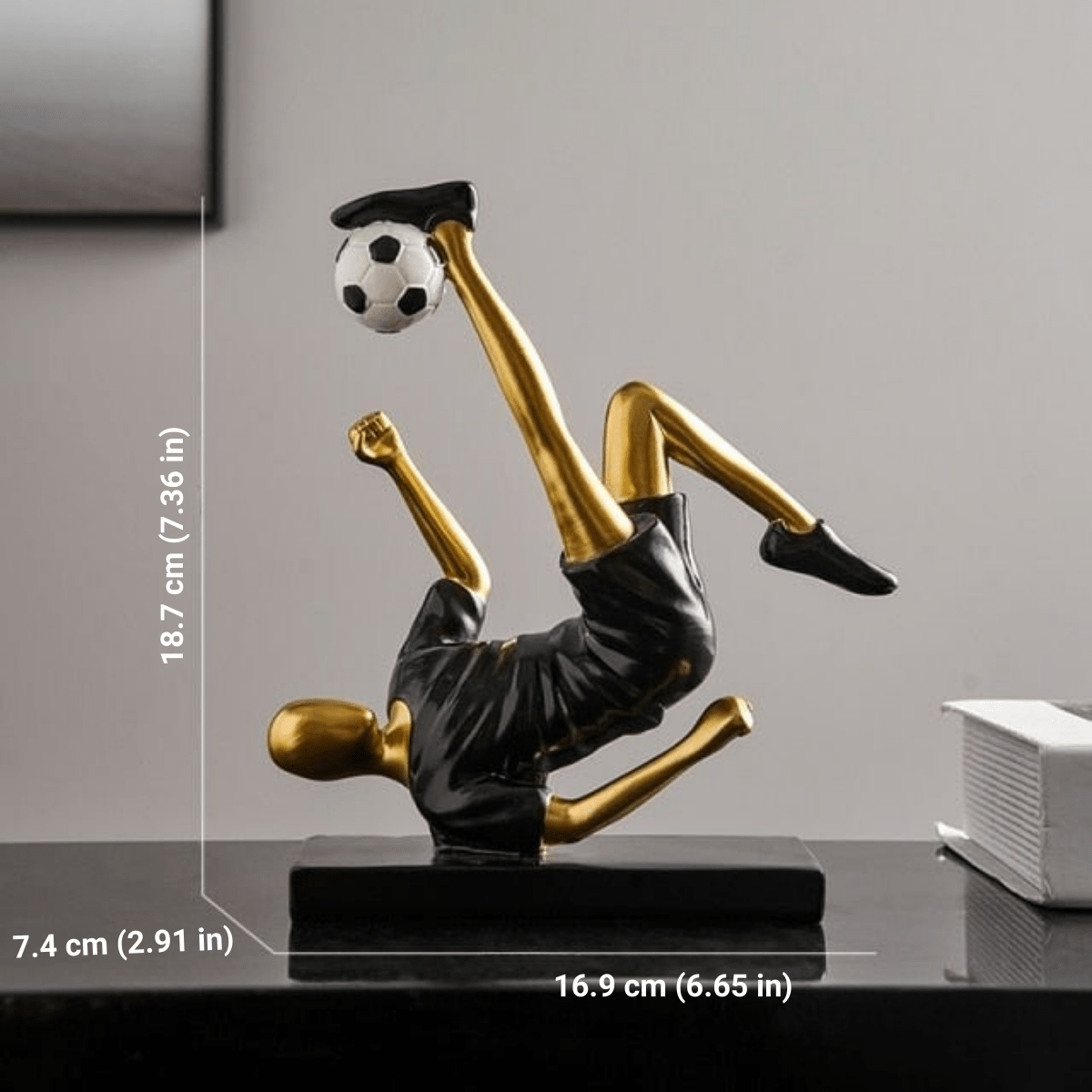 The Southern Atelier – Elegant Abstract Footballer Sculpture in Polished Resin for a Sophisticated Touch - The Southern AtelierSKU_1765807367422_815
