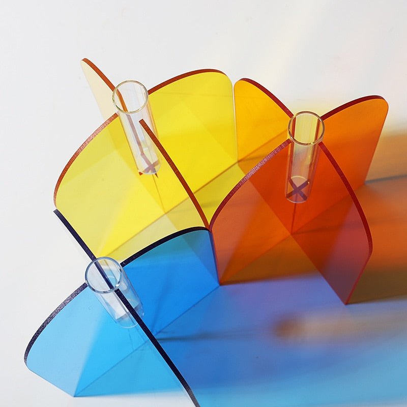 The Southern Atelier – Elegant Acrylic Stem Vase for a Chic and Modern Display - The Southern AtelierSKU_1774881643938_808