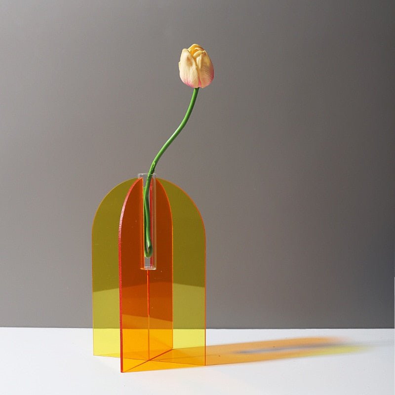 The Southern Atelier – Elegant Acrylic Stem Vase for a Chic and Modern Display - The Southern AtelierSKU_1774881643938_808
