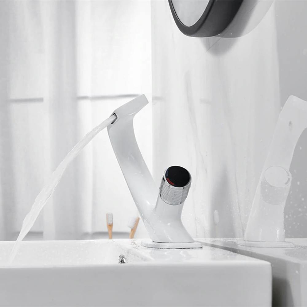 The Southern Atelier – Elegant Brass Basin Faucet for a Luxurious Touch - The Southern AtelierSKU_1762849782859_752