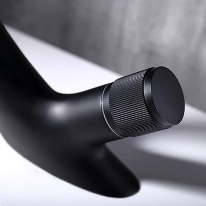 The Southern Atelier – Elegant Brass Basin Faucet for a Luxurious Touch - The Southern AtelierSKU_1762849782859_752