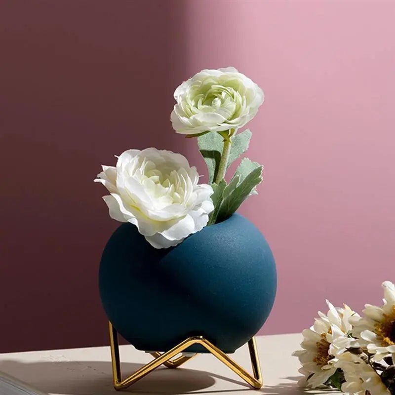 The Southern Atelier – Elegant Ceramic Planter in Chic Metal Stand for Timeless Spaces - The Southern AtelierSKU_1775908928178_668