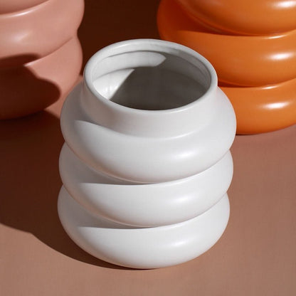 The Southern Atelier – Elegant Chunky Ceramic Vase in Soft Hues for a Serene Ambiance - The Southern AtelierSKU_1763119282835_679