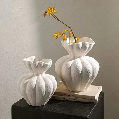 The Southern Atelier – Elegant Creamy White Lotus Ceramic Vase Collection for a Serene Ambiance - The Southern AtelierSKU_1775450103107_551