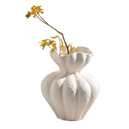The Southern Atelier – Elegant Creamy White Lotus Ceramic Vase Collection for a Serene Ambiance - The Southern AtelierSKU_1775450103107_880