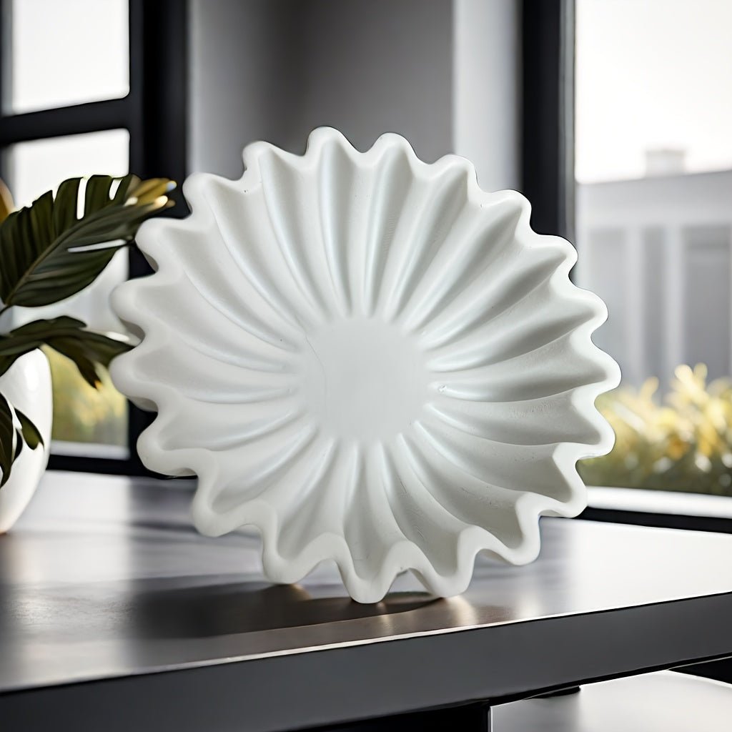 The Southern Atelier – Elegant Decorative Bowl with Unique Grooves and Wavy Edges for a Sophisticated Touch - The Southern AtelierSKU_1763119047999_958