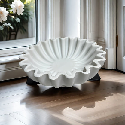The Southern Atelier – Elegant Decorative Bowl with Unique Grooves and Wavy Edges for a Sophisticated Touch - The Southern AtelierSKU_1763119047999_958