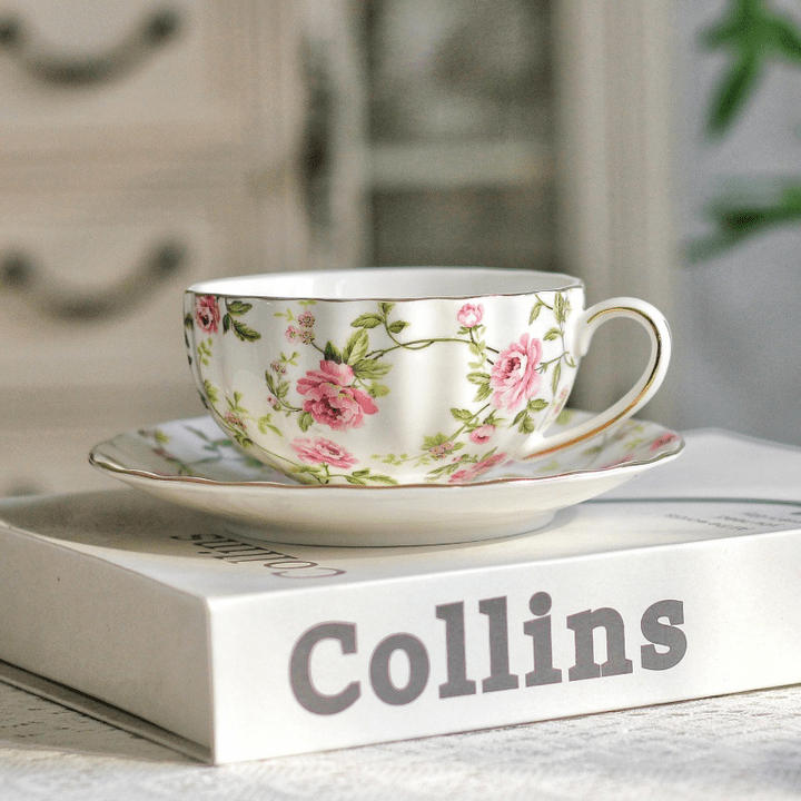 The Southern Atelier – Elegant Floral Tea Cup Set for Sophisticated Gatherings with Timeless Charm - The Southern AtelierSKU_1767876345306_78