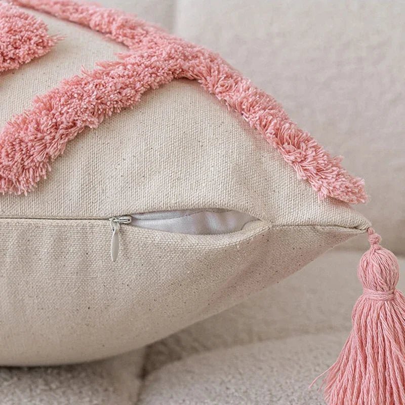 The Southern Atelier – Elegant Geometric Cushion Cover in Blush Pink for a Chic Living Space - The Southern AtelierSKU_1766400545154_984