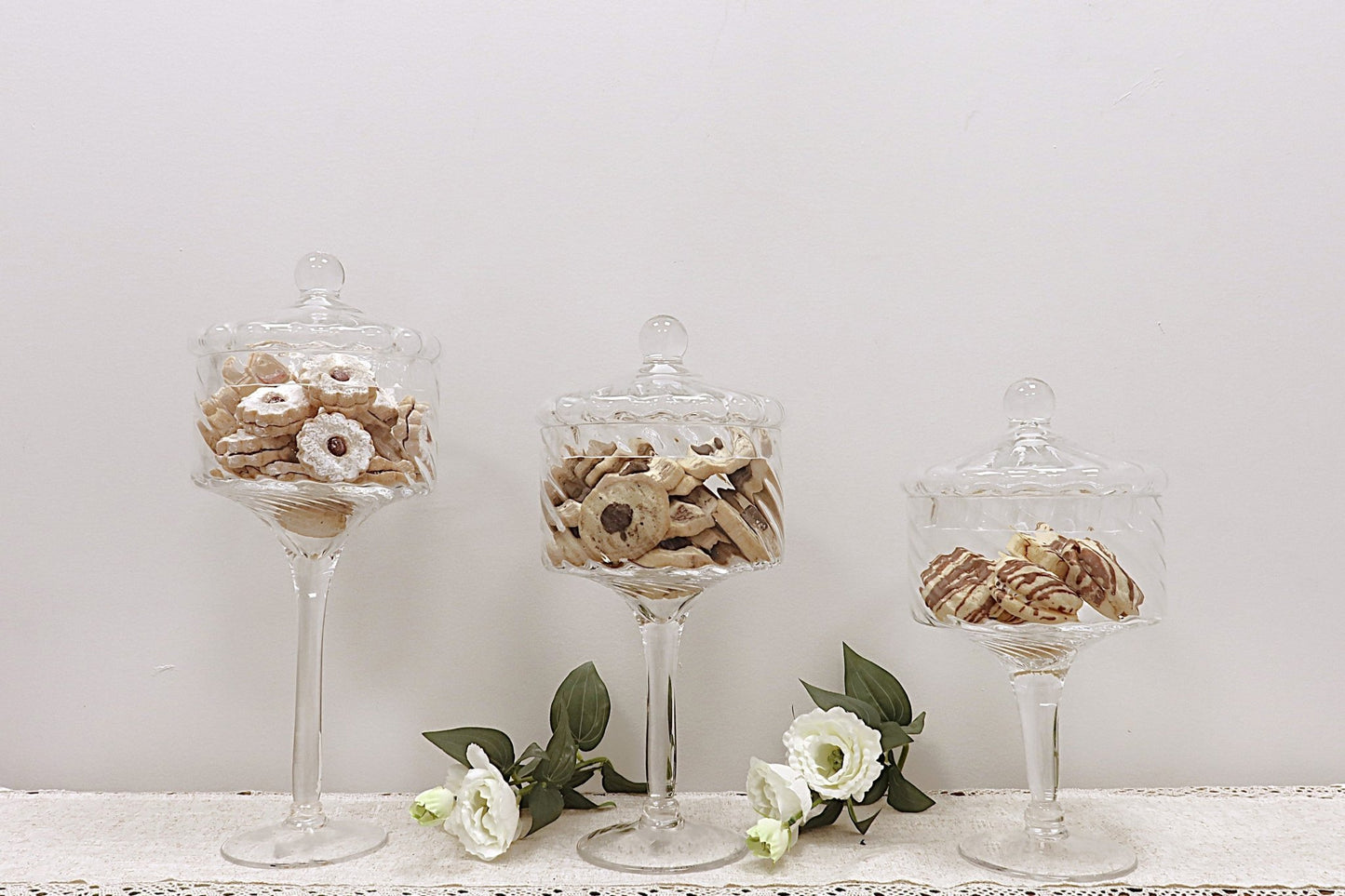 The Southern Atelier – Elegant Glass Cookie Jar with Sculptural Lid for Timeless Spaces - The Southern AtelierSKU_1775909329697_87