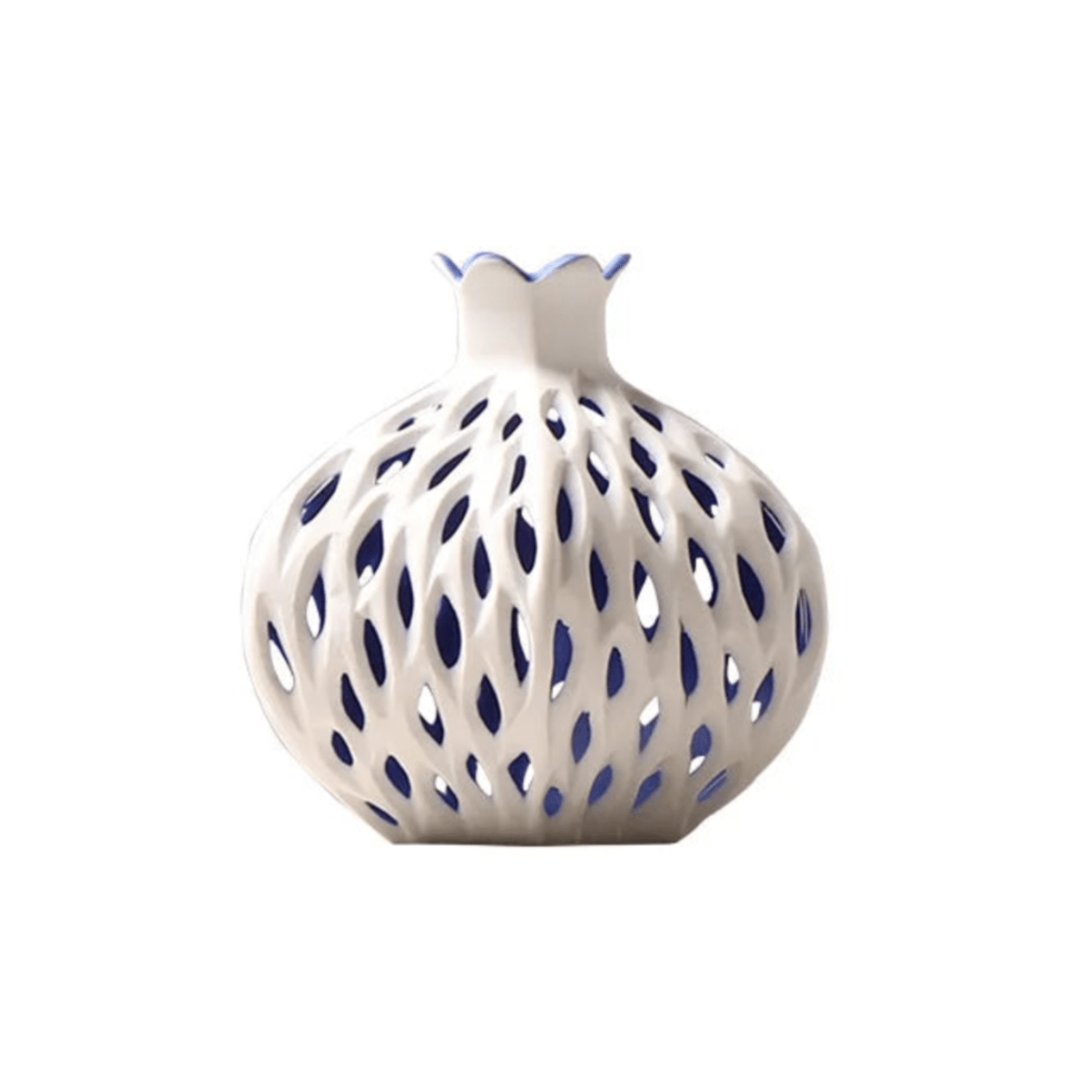 The Southern Atelier – Elegant Hollow Ceramic Vases for a Serene Ambiance - The Southern AtelierSKU_1774883072178_113