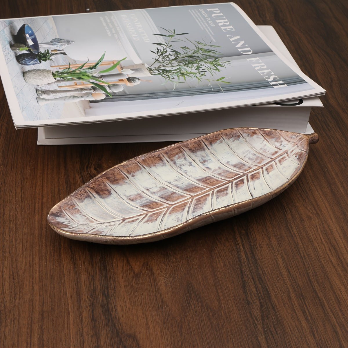 The Southern Atelier – Elegant Leaf - Shaped Display Plate in Soft Earth Tones for a Serene Ambiance - The Southern AtelierSKU_1763119047750_316