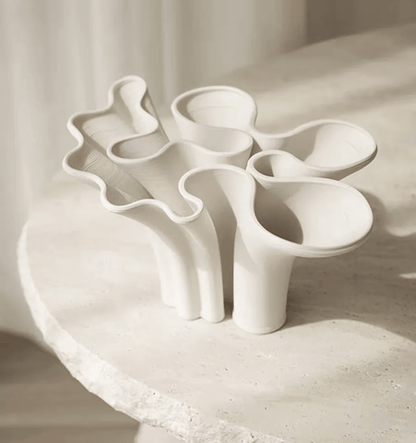 The Southern Atelier – Elegant Petal White Ceramic Vessel for a Serene Ambiance - The Southern AtelierSKU_1774881670464_119