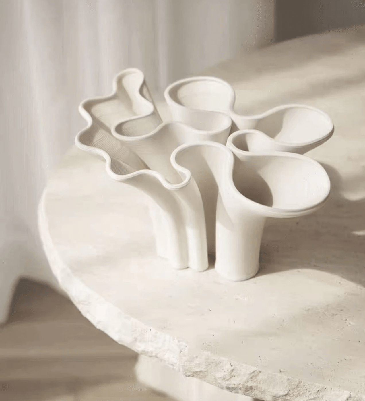 The Southern Atelier – Elegant Petal White Ceramic Vessel for a Serene Ambiance - The Southern AtelierSKU_1774881670464_119