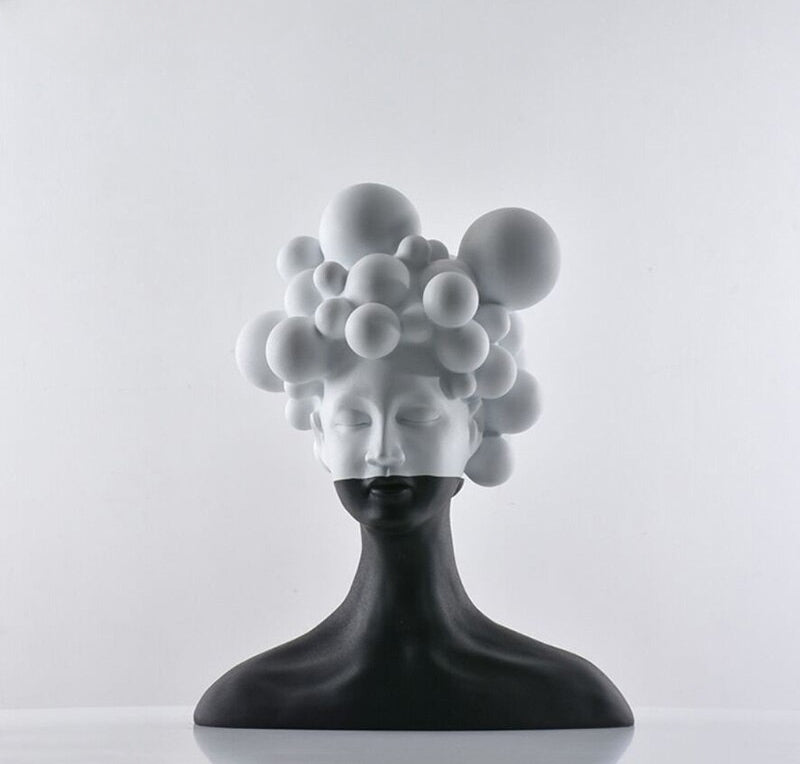 The Southern Atelier – Enigmatic Resin Sculpture in Sleek Woman Silhouette for a Stylish Accent - The Southern AtelierSKU_1766400535371_677