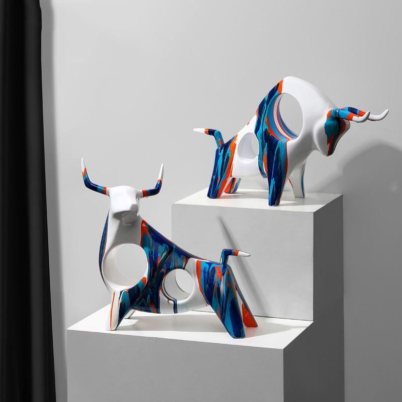 The Southern Atelier – Exquisite Norwegian Bull Figurine Crafted from Resin for a Sophisticated Touch - The Southern AtelierSKU_1766400552291_659