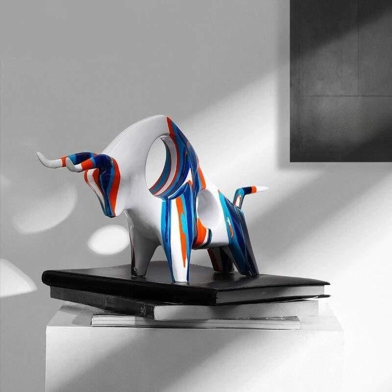 The Southern Atelier – Exquisite Norwegian Bull Figurine Crafted from Resin for a Sophisticated Touch - The Southern AtelierSKU_1766400552291_762