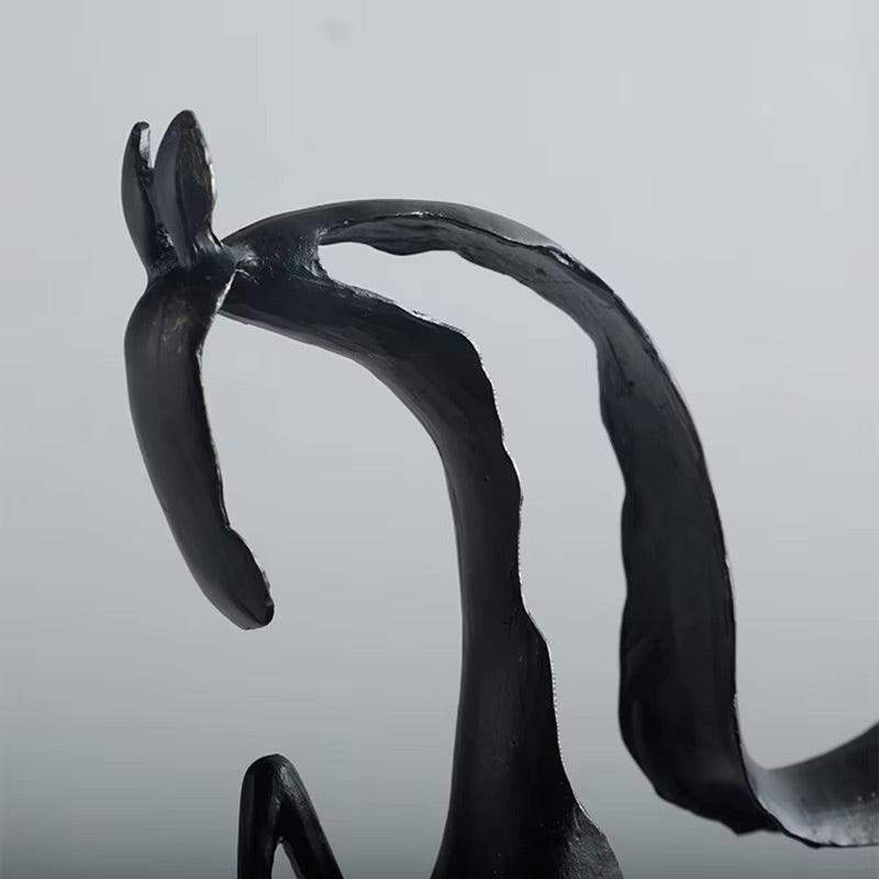 The Southern Atelier – Hollow Hooves Horse Sculpture - The Southern AtelierSKU_1754143381502_847