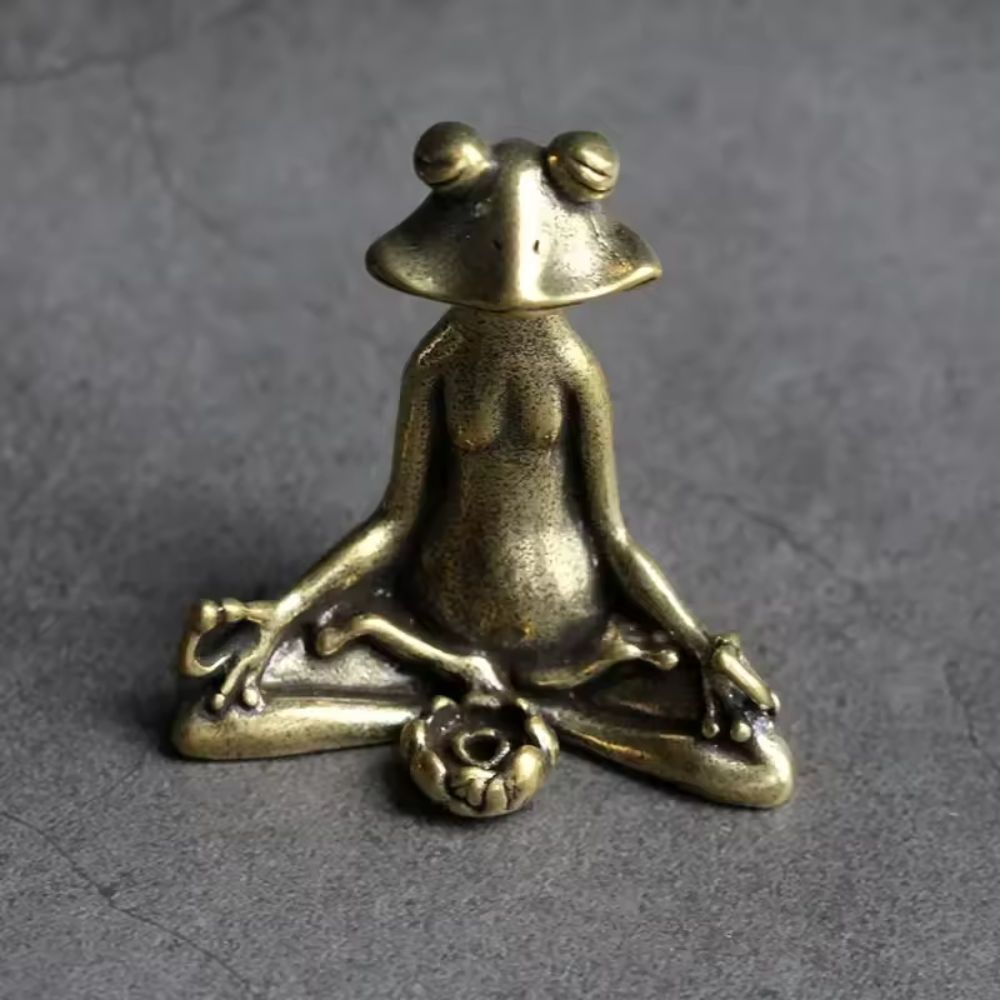 The Southern Atelier – Lotus Frog Miniature Figurine in Tranquil Hues for a Serene Atmosphere - The Southern AtelierSKU_1774883105854_948