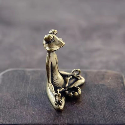 The Southern Atelier – Lotus Frog Miniature Figurine in Tranquil Hues for a Serene Atmosphere - The Southern AtelierSKU_1774883105854_948