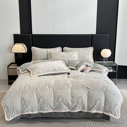 The Southern Atelier – Luxurious Milk Velvet Jacquard Bedding Set for Autumnal Elegance with Timeless Charm - The Southern AtelierSKU_1769008006598_2