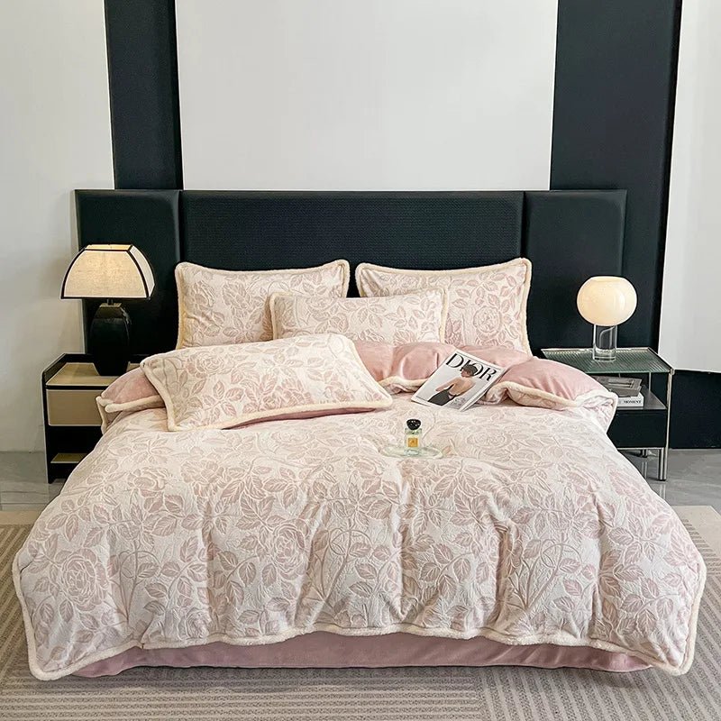 The Southern Atelier – Luxurious Milk Velvet Jacquard Bedding Set for Autumnal Elegance with Timeless Charm - The Southern AtelierSKU_1769008006598_286