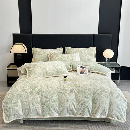 The Southern Atelier – Luxurious Milk Velvet Jacquard Bedding Set for Autumnal Elegance with Timeless Charm - The Southern AtelierSKU_1769008006598_953