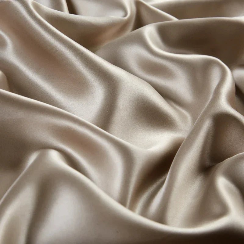 The Southern Atelier – Luxurious Mulberry Silk Pillow Cover for a Sophisticated and Refined Sleep Spaces - The Southern AtelierSKU_1774881529379_327